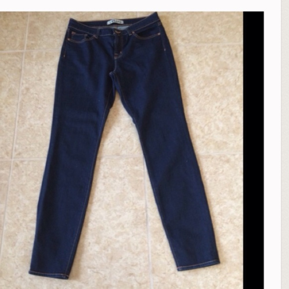 Vintage J Brand slim Pencil jeans in ink mid rise.90"s Style